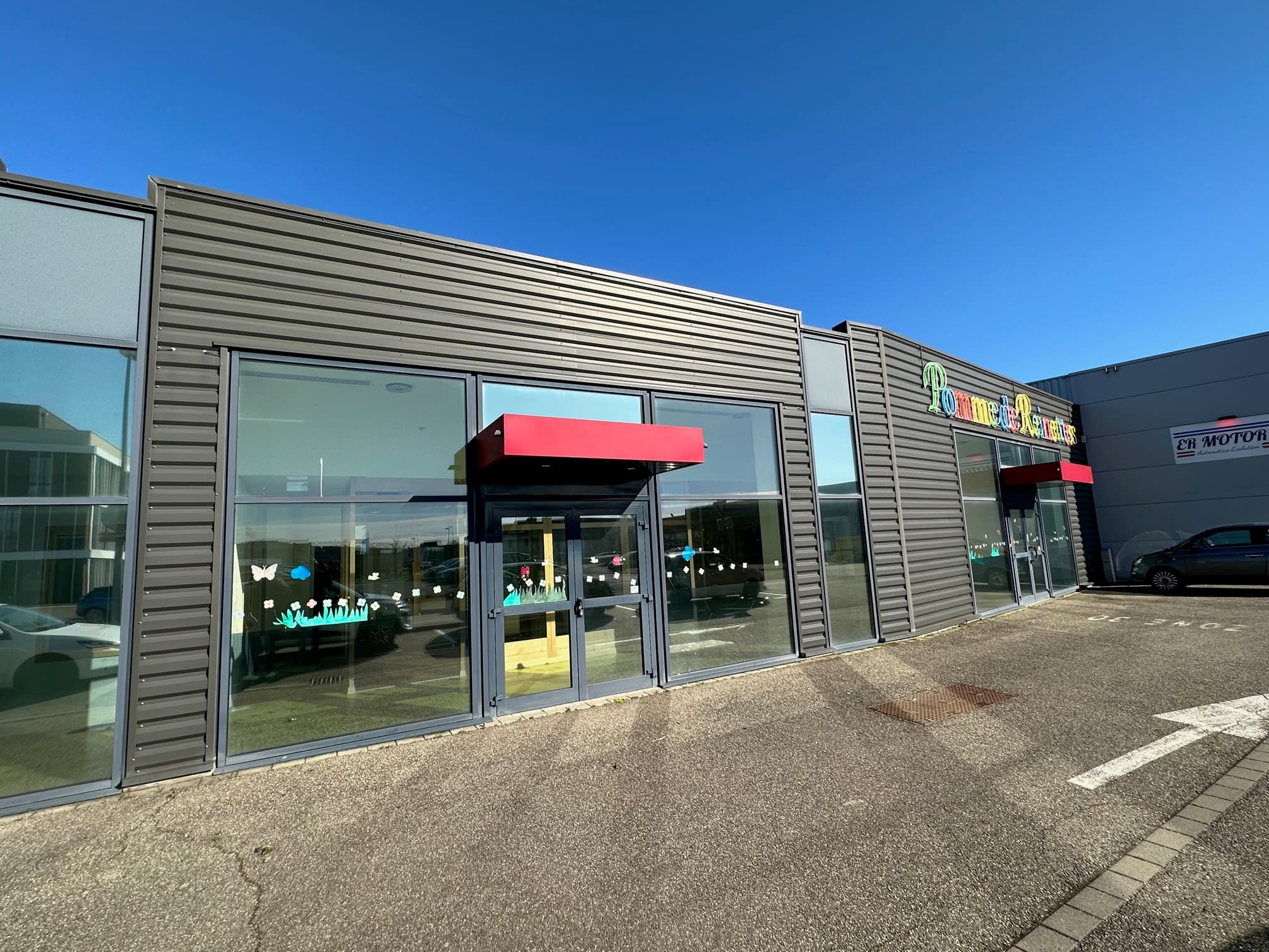 Local professionnel à Marlenheim 217m²