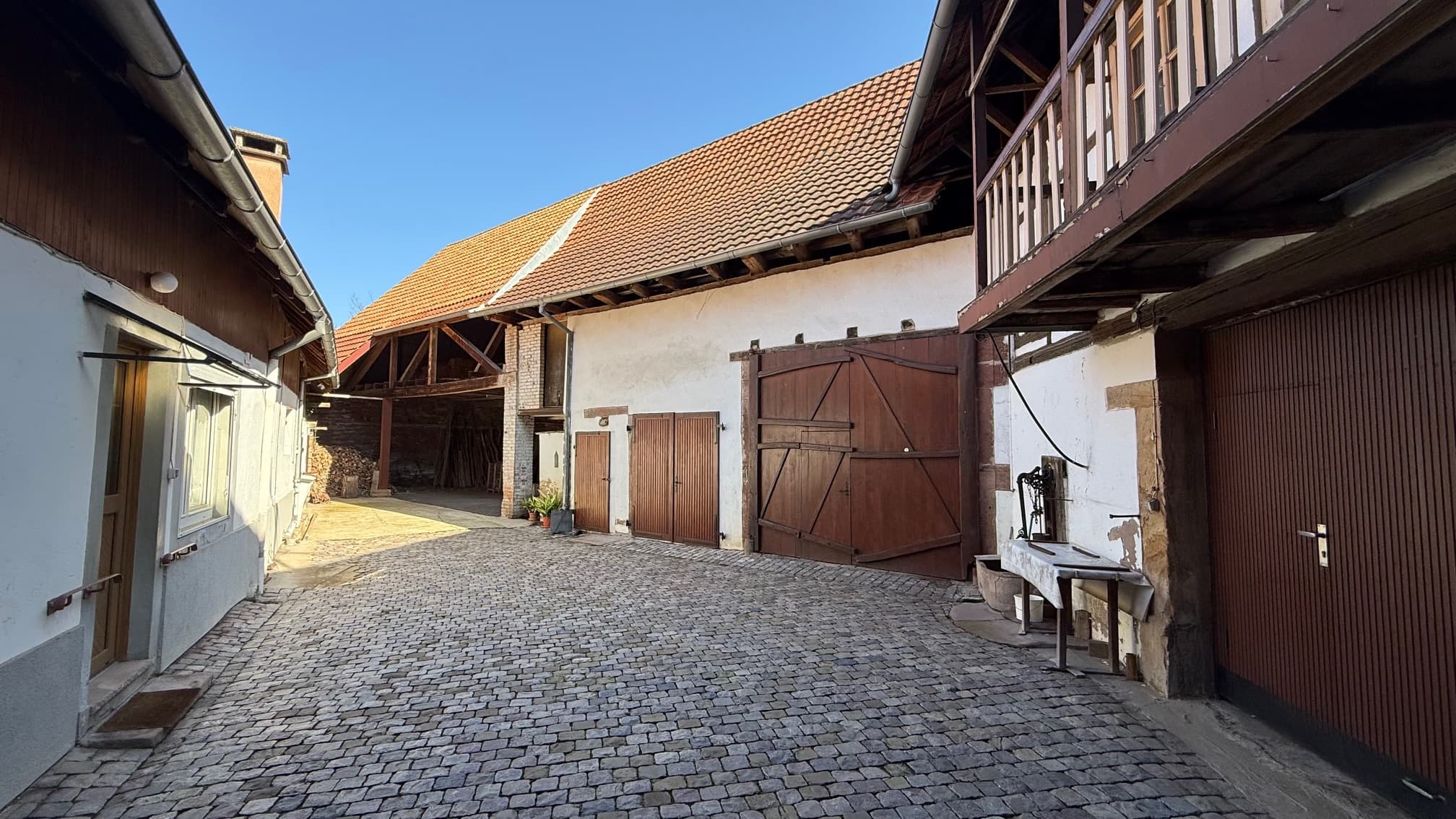 Corps de ferme avec dépendances à Balbronn